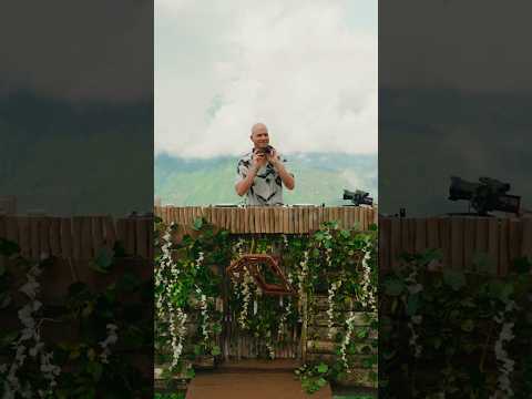 James Grant’s stunning ‘Movement Vol. 3 (live from Mount Agung, Bali‘ – out now 🎵