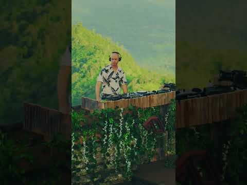 Melodic house for Monday listening – check out James Grant’s new DJ mix 🇮🇩 #Anjunadeep #Shorts