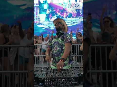 Green Velvet sending the Ditch at Defected Malta crazy! 🤩🔥