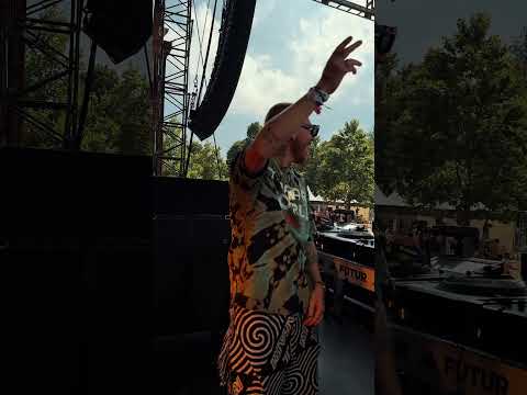 OUT NOW: Hannah Wants ft. ARA – Hold Me (Hugel Remix) 🔥🔊