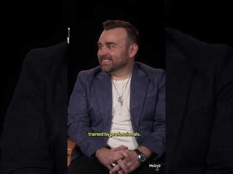 Which Arrowverse Star is the Better Wrestler?