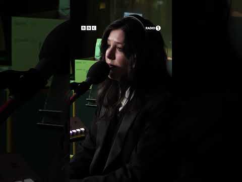 ​ ⁨@lucydacus  covers  ⁨@LadyGaga   ‘Abracadabra’ on the new music show 🪄🖤