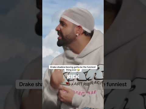 Drake shadowboxing is too funny 🤣
