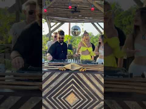 Always with the best vibes in TULUM #dj #ephimeratulum #afrohouse #tulum