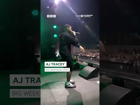 @ajtracey live and direct at #BigWeekend 🤝 #AJTracey