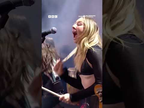 now this is the ✨energy ✨ HAIM at #BigWeekend Liverpool