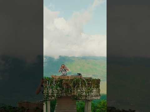 Organic house from M.O.S. in the beautiful landscapes of Bali 🌋 #anjunadeep