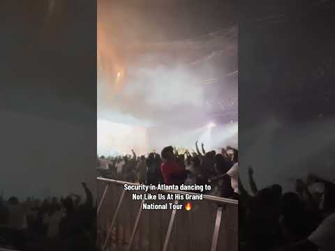 Security was vibin to Kendrick