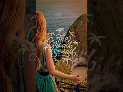 Melodic House Mix 🌊 ‘Endless Waves’ · Relaxing Deep House Set 🎶 #shorts