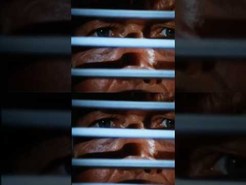 👀 Peeping Tom