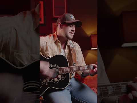 Kameron Marlowe could sing the phone book, and we’d listen. 🫡