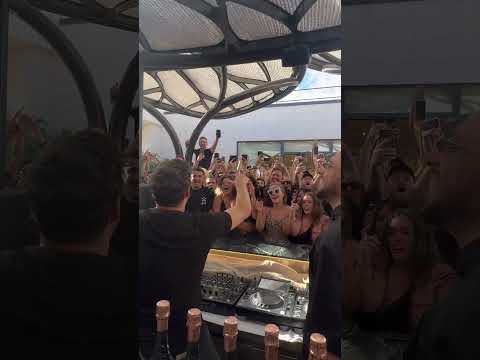 Martin Garrix played a surprise set at the Tomorrowland Store in Ibiza #tomorrowland