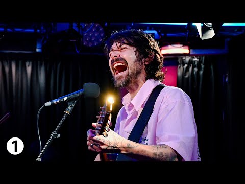 Biffy Clyro – A Little Love in the Live Lounge