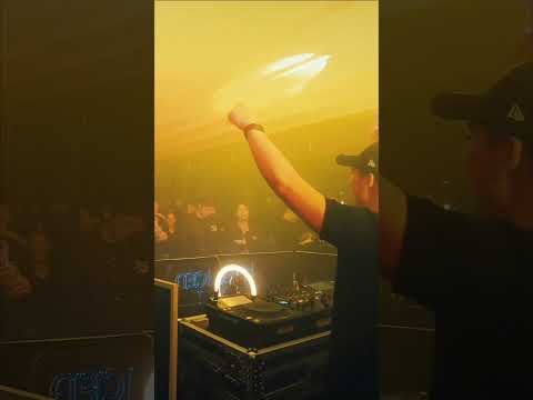 Jorn van Deynhoven – Black Hole (Craig Connelly Remix)
