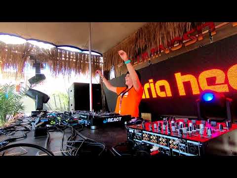 Maria Healy @ LIVE Luminosity Beach Festival 2018