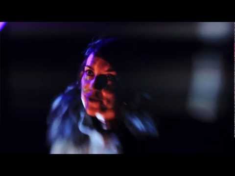 Richard Durand & Pedro Del Mar featuring Roberta Harrison – Paint the Sky (Official Music Video)