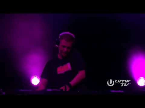 Richard Durand & Sarah de Warren – Made of Stone (As played by Armin Van Buuren @ UMF Miami)