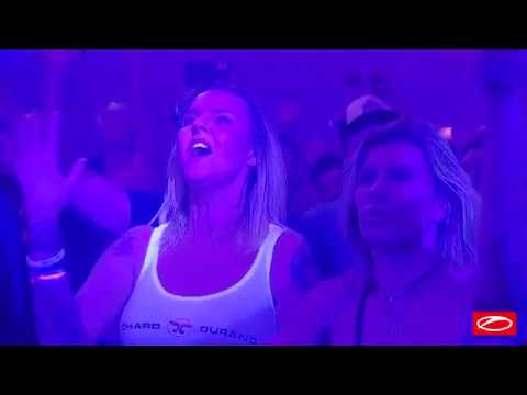 Richard Durand "Save You"  live at A State Of Trance 950 Jaarbeurs Utrecht