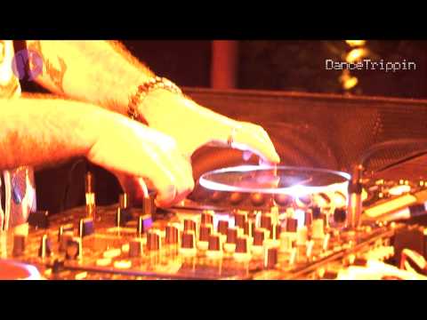 Way Out West – The Fall (Richard Durand Remix) [played by Paul Oakenfold]