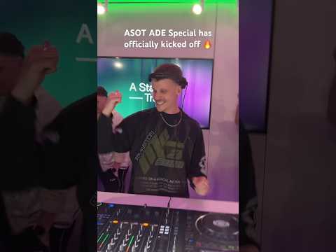 This years ADE session, many artists coming by dropping their best sets🤩