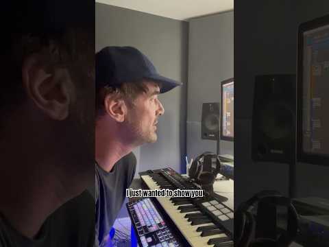 Quivver in the studio, breaking down his new single ‘Consciousness’ 🎧 #producer #anjunadeep