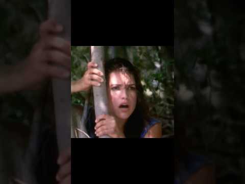 Is it me? Or does this fight scene give POWER RANGERS? #fightscene