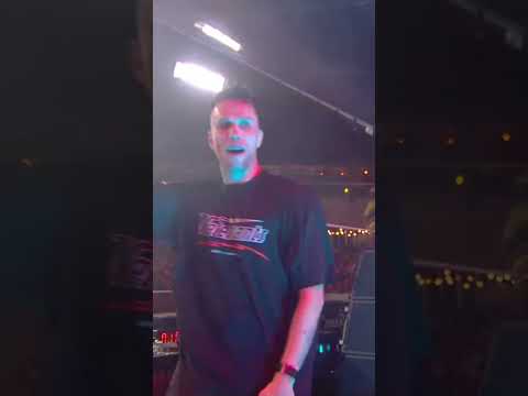 Nicky Romero closing of his set with a classic one