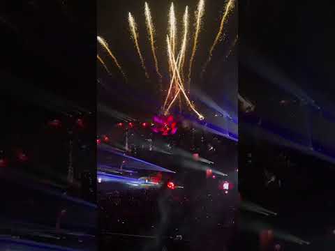 Dimitri Vegas closing the MainStage on the second day of Tomorrowland Brasil