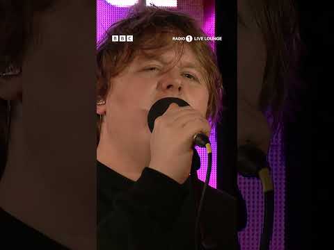 @LewisCapaldi in the live lounge was a dream ✨