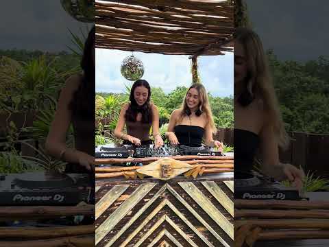 Girls on power! #dj #ephimeratulum #housemusic