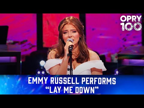 Emmy Russell – “Lay Me Down” | Live at the Grand Ole Opry
