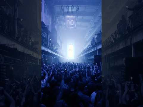 A @Tinlicker classic lighting up Printworks London back in 2021 ✨ #anjunadeep