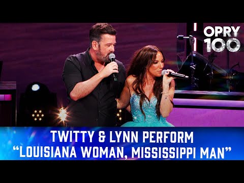 Twitty & Lynn – “Louisiana Woman, Mississippi Man” | Live at the Grand Ole Opry