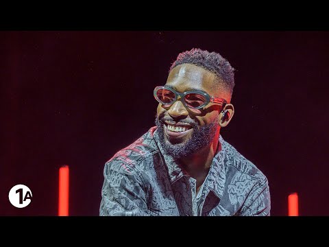 Tinie Tempah – Pass Out – Radio 1 Anthems Live in Bradford