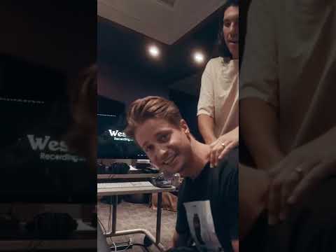 Kygo & Gryffin ft. Calum Scott – Woke Up In Love (IN THE STUDIO)