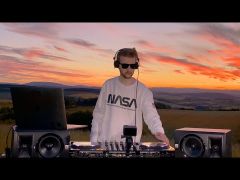 Robin Schulz, Avicii, MØ, Axwell Ingrosso, Kygo, Alok, Jonas Blue – Summer Vibes Deep House Mix