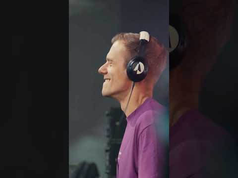 The 2025 ASOT Year Mix is yours 💚