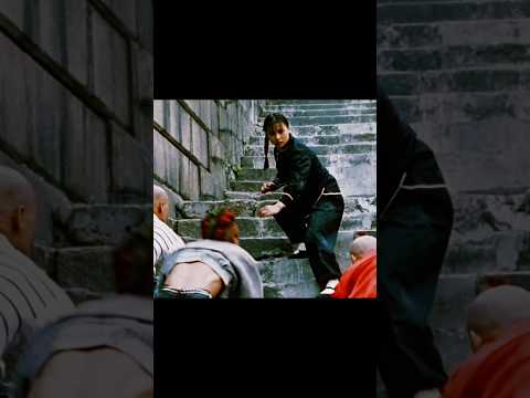 DONT TOUCH A$$ 1 girl Vs 3 punks in street fight 👀 !