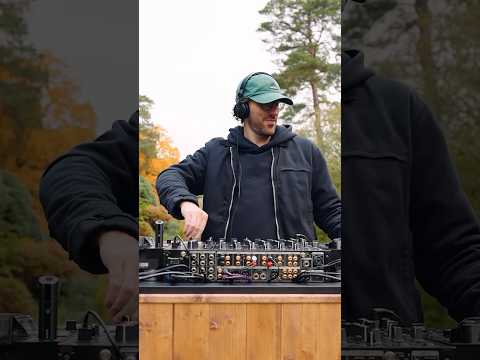 A new, autumnal livestream from @Marshmusician is out now and features plenty of favourites 🎵