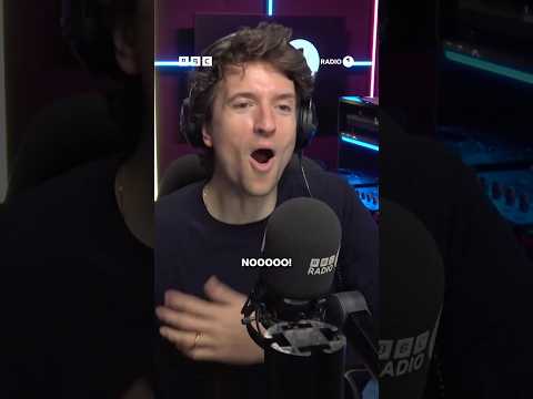 these festive surnames are “sleighing” 🤪🎄 #Christmas #HollyBush #GregJames #Silly