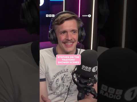 those Traitors shower scenes are high camp 🚿🧼 #TheTraitors #Stephen #GregJames