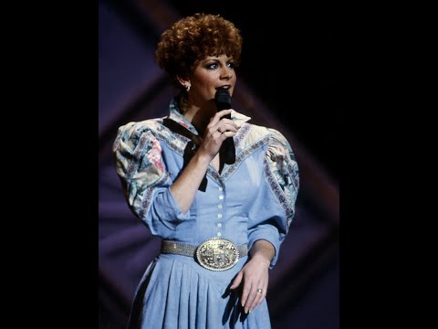 Happy 40th Opry Anniversary, Reba!