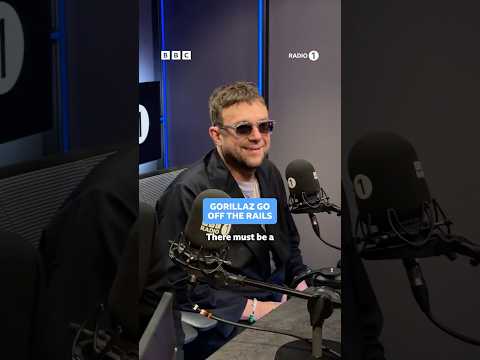 Gorillaz answer one question challenge 🤣 #JackSaunders @Gorillaz  #DamonAlbarn #TheHardestThing