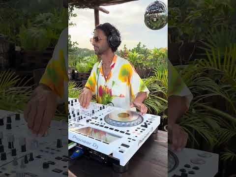 Going live today with this amazing artist Nickodemus #dj #ephimeratulum #nyc