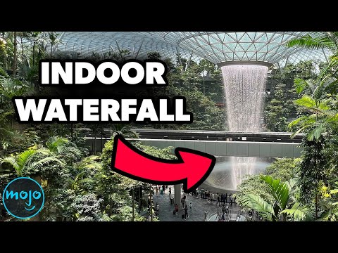 Top 10 Greatest Airports in The World