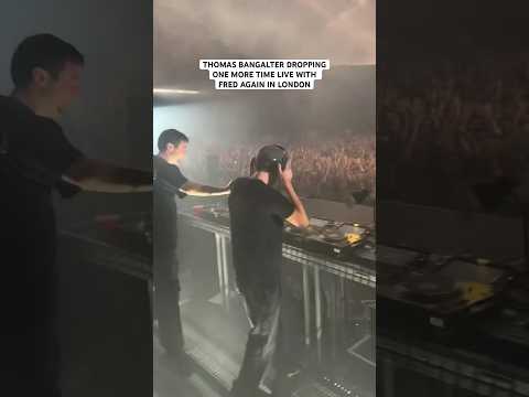 Absolute SCENES in London right now 🤯😭