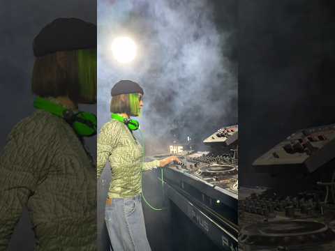 Did you ever see green pyramids?