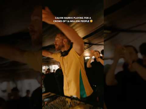 Calvin Harris just played to a crowd of roughly 1.6 million people in Brazil. Mind blowing 🔥
