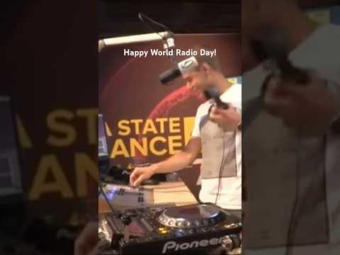 Happy world radio day!! 💚💜