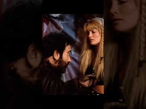 Caption this clip in the comments ?!?!